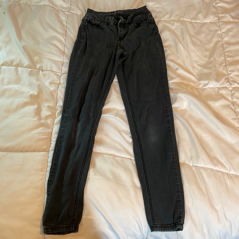 Rue 21 High Rise Jegging